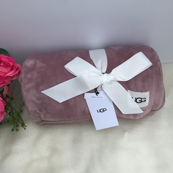 UGG Other - UGG Duffield throw II